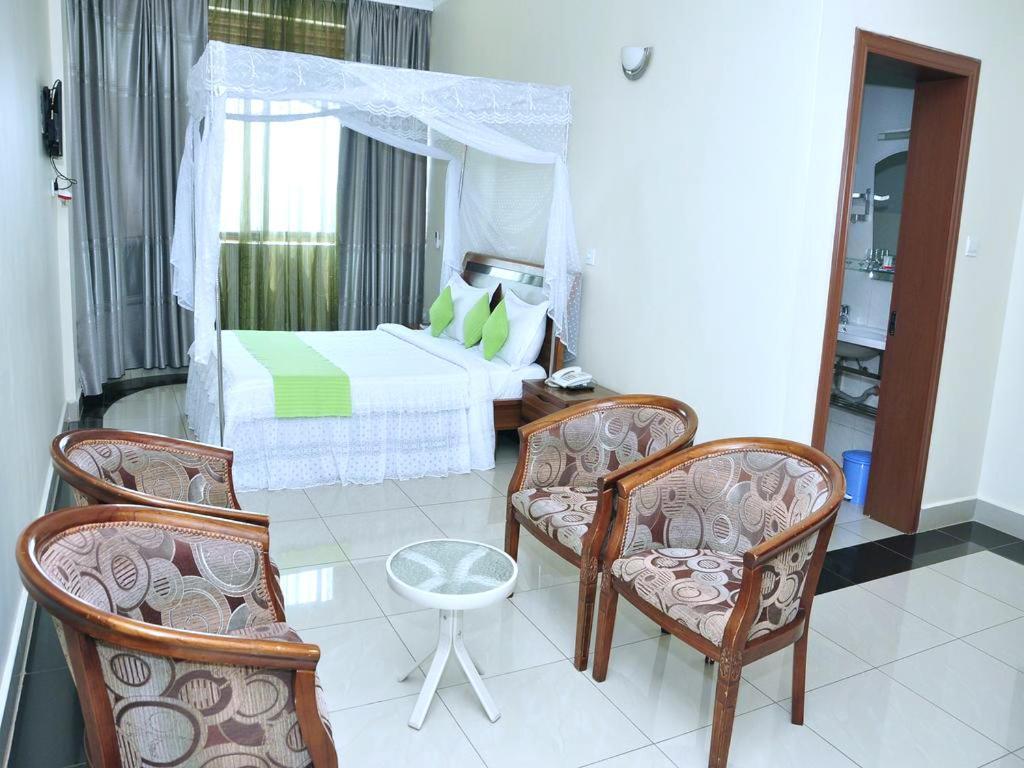 Five To Five Hotel Kigali Room photo